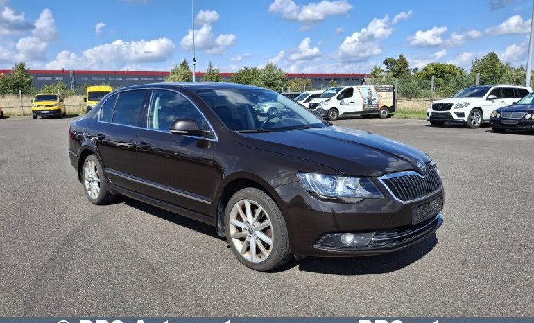 
								Skoda Superb 2.0  TDI 4×4 Automtas 2015 full									