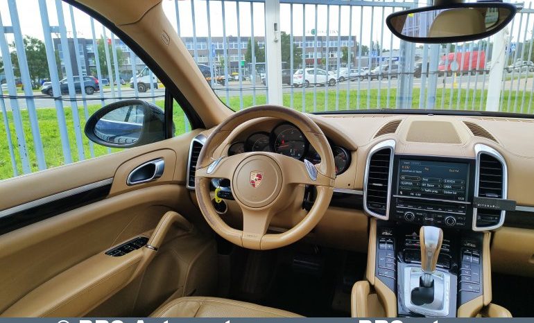 
								Porsche Cayenne 3.0 diesel V6 AWD Automatas 2012 full									