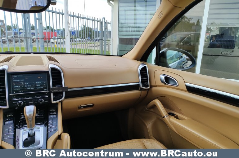 Porsche Cayenne 3.0 diesel V6 AWD Automatas 2012