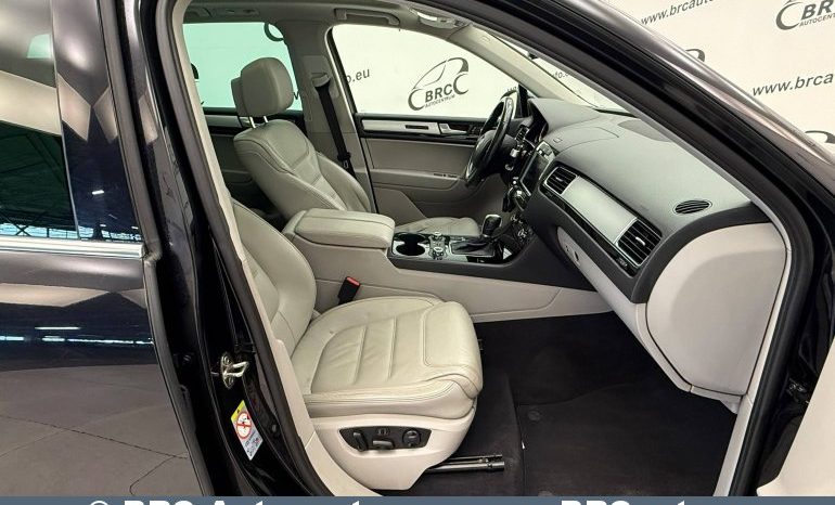 
								Volkswagen Touareg 3.0 TDI Automatas 2011 full									
