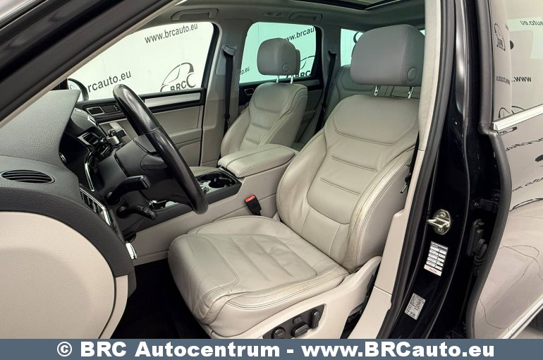 Volkswagen Touareg 3.0 TDI Automatas 2011