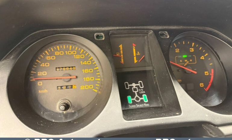 
								Mitsubishi Pajero 2.5TD 4WD Automatas 1992 full									