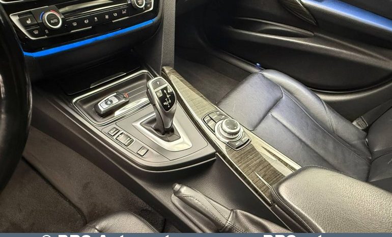 
								BMW 320 d Luxury Automatas 2013 full									