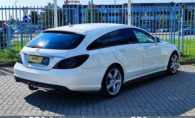 
								Mercedes-Benz CLS 350 3.0 CDI V6 4MATIC Shooting Brake Automatas 2013 full									