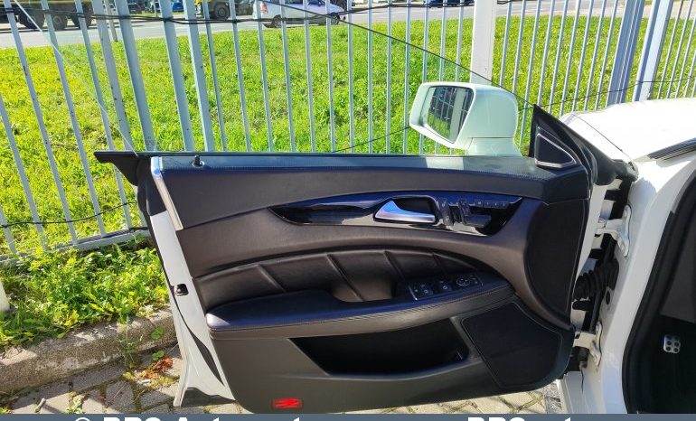 
								Mercedes-Benz CLS 350 3.0 CDI V6 4MATIC Shooting Brake Automatas 2013 full									