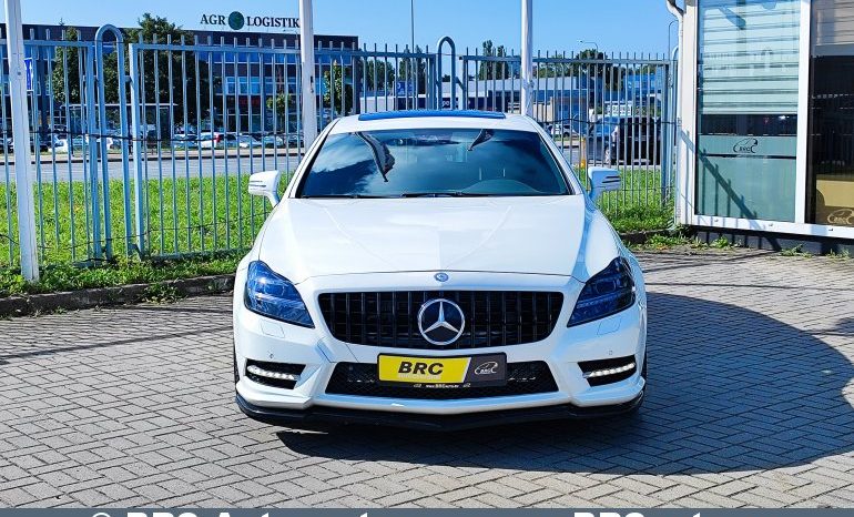 
								Mercedes-Benz CLS 350 3.0 CDI V6 4MATIC Shooting Brake Automatas 2013 full									