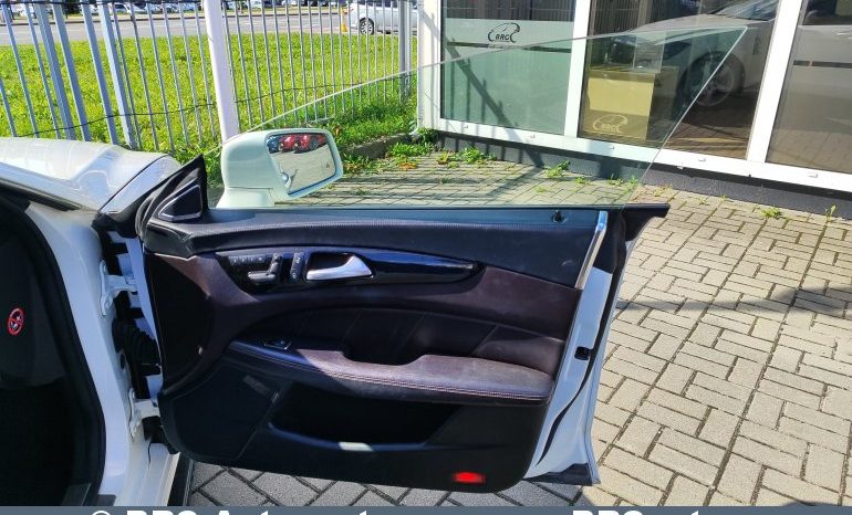 
								Mercedes-Benz CLS 350 3.0 CDI V6 4MATIC Shooting Brake Automatas 2013 full									