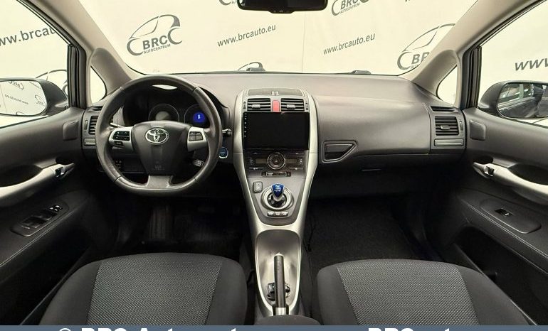 
								Toyota Auris 1.8 Hybrid Automtas 2010 full									