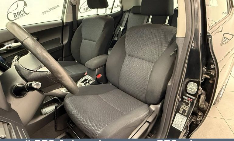 
								Toyota Auris 1.8 Hybrid Automtas 2010 full									