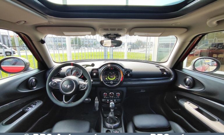 
								Mini Cooper Clubman S 2.0 ALL4 2017 full									