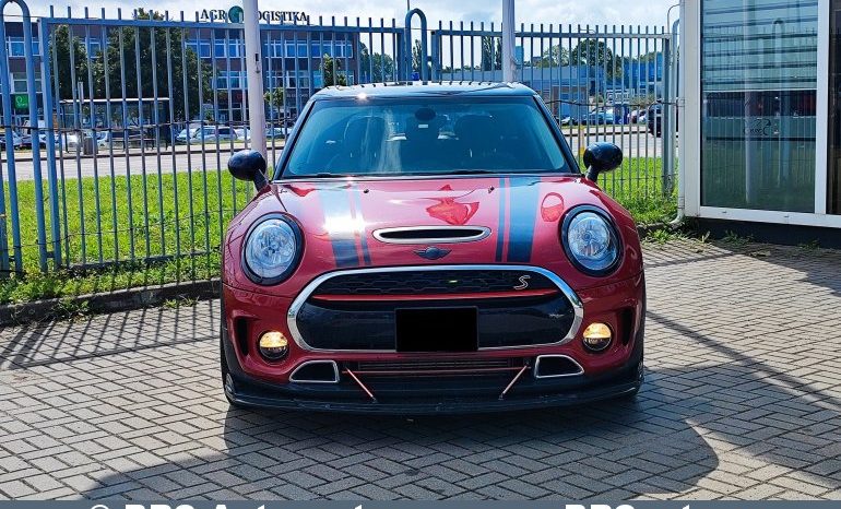
								Mini Cooper Clubman S 2.0 ALL4 2017 full									