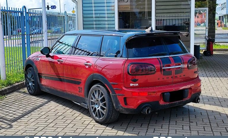 
								Mini Cooper Clubman S 2.0 ALL4 2017 full									