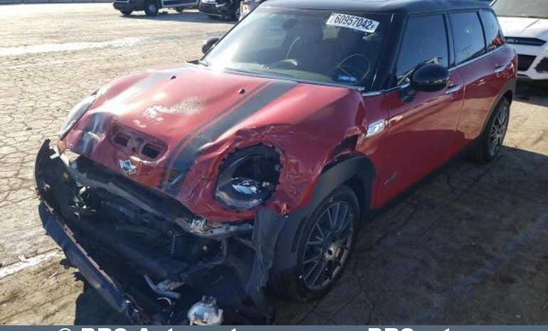 
								Mini Cooper Clubman S 2.0 ALL4 2017 full									