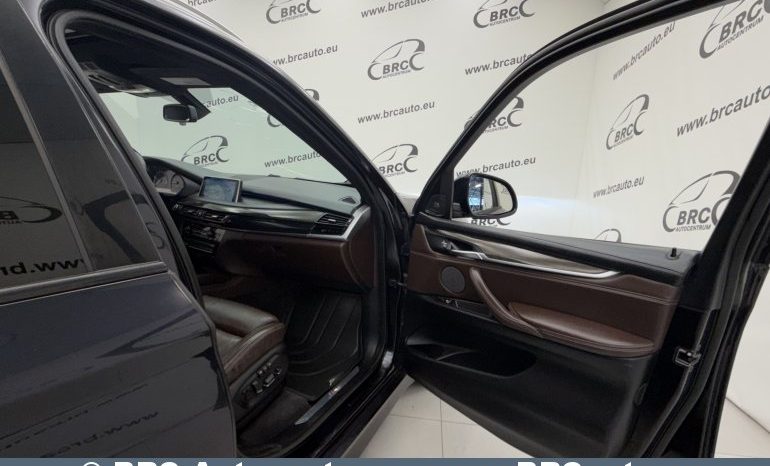 
								BMW X5 xDrive50i M-Sport Automatas 2015 full									