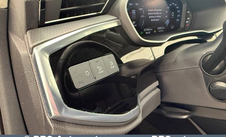 
								Audi Q3 45 TFSI E Automatas 2021 full									