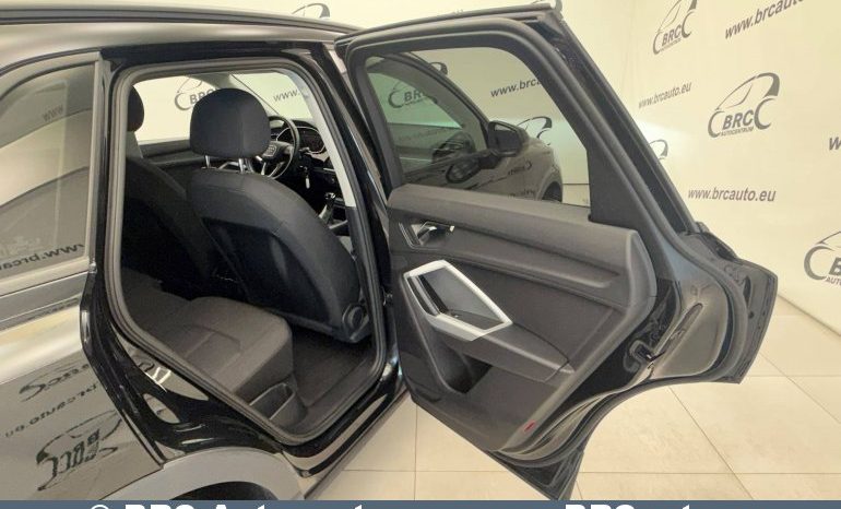 
								Audi Q3 45 TFSI E Automatas 2021 full									