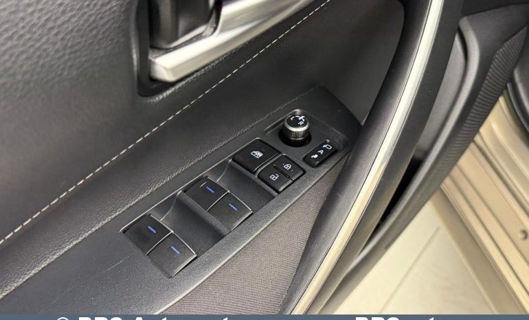 
								Toyota Corolla Touring Sports 1.8 Active Hybrid Automatas 2020 full									