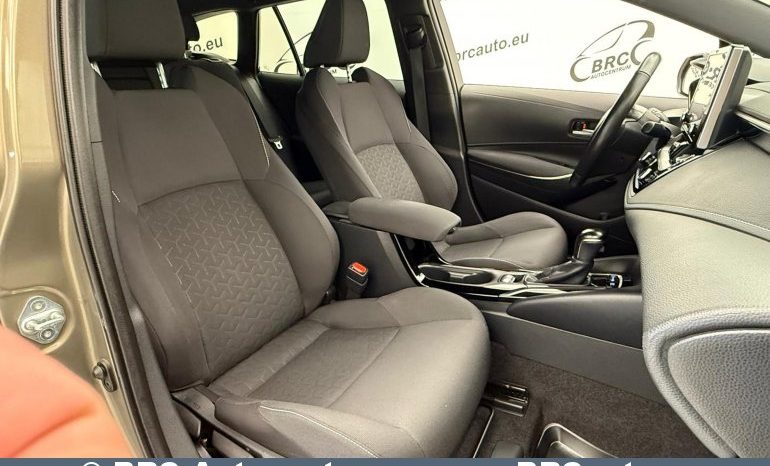 
								Toyota Corolla Touring Sports 1.8 Active Hybrid Automatas 2020 full									