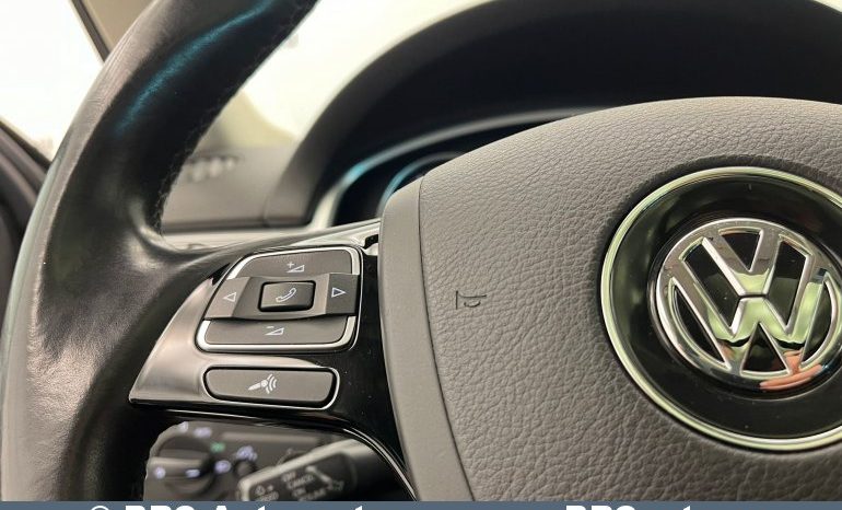 
								Volkswagen Touareg 3.6 V6 FSI Lux AWD 2016 full									