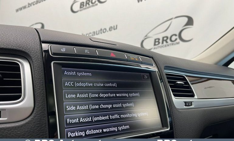 
								Volkswagen Touareg 3.6 V6 FSI Lux AWD 2016 full									