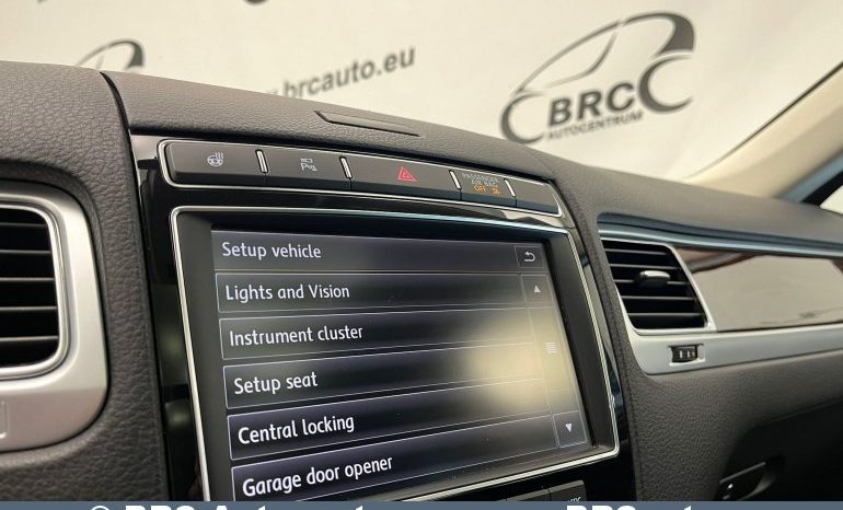 
								Volkswagen Touareg 3.6 V6 FSI Lux AWD 2016 full									
