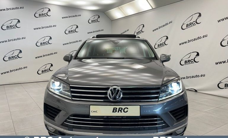 
								Volkswagen Touareg 3.6 V6 FSI Lux AWD 2016 full									