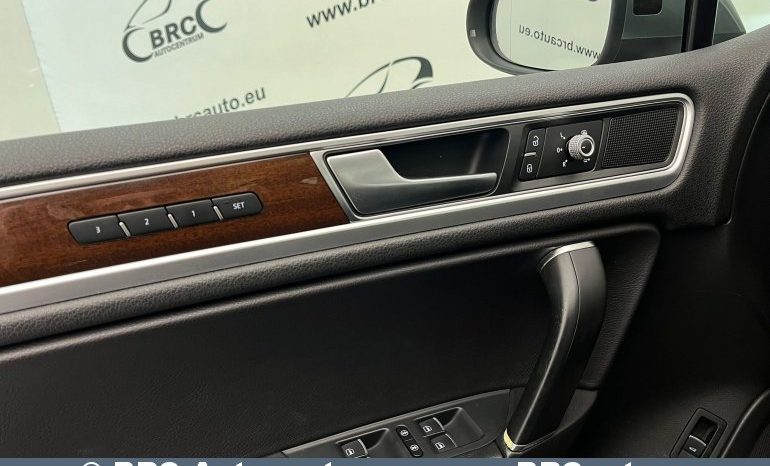 
								Volkswagen Touareg 3.6 V6 FSI Lux AWD 2016 full									
