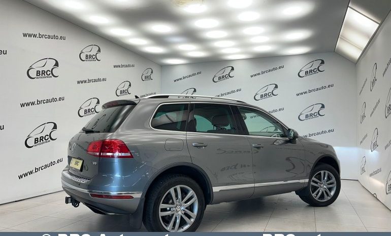 
								Volkswagen Touareg 3.6 V6 FSI Lux AWD 2016 full									