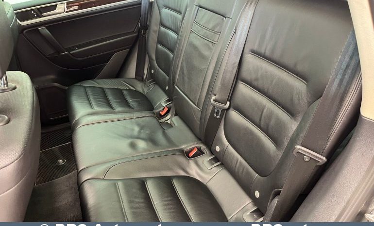 
								Volkswagen Touareg 3.6 V6 FSI Lux AWD 2016 full									