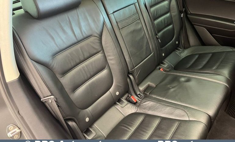 
								Volkswagen Touareg 3.6 V6 FSI Lux AWD 2016 full									