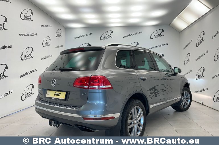 Volkswagen Touareg 3.6 V6 FSI Lux AWD 2016