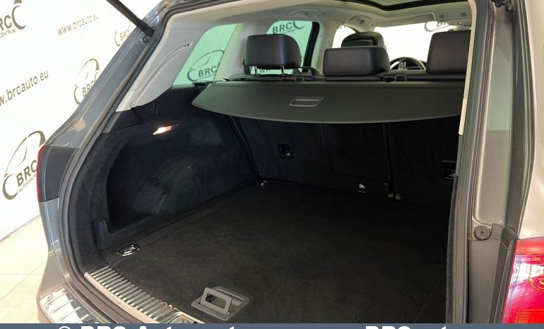 
								Volkswagen Touareg 3.6 V6 FSI Lux AWD 2016 full									