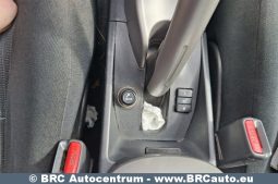 
										Toyota Auris 1.6 VVT-i Premium MM Automatas 2008 full									