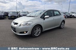 
										Toyota Auris 1.6 VVT-i Premium MM Automatas 2008 full									