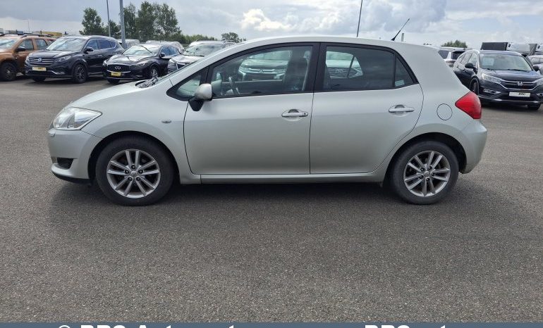 
								Toyota Auris 1.6 VVT-i Premium MM Automatas 2008 full									
