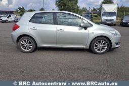 
										Toyota Auris 1.6 VVT-i Premium MM Automatas 2008 full									