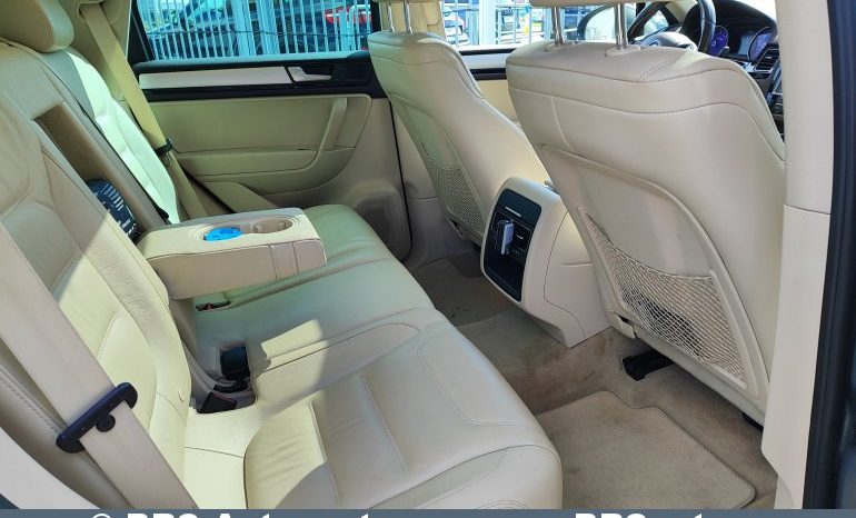 
								Volkswagen Touareg 3.0 TDI V6 4Motion Automatas 2013 full									