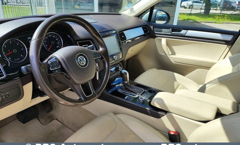 
								Volkswagen Touareg 3.0 TDI V6 4Motion Automatas 2013 full									