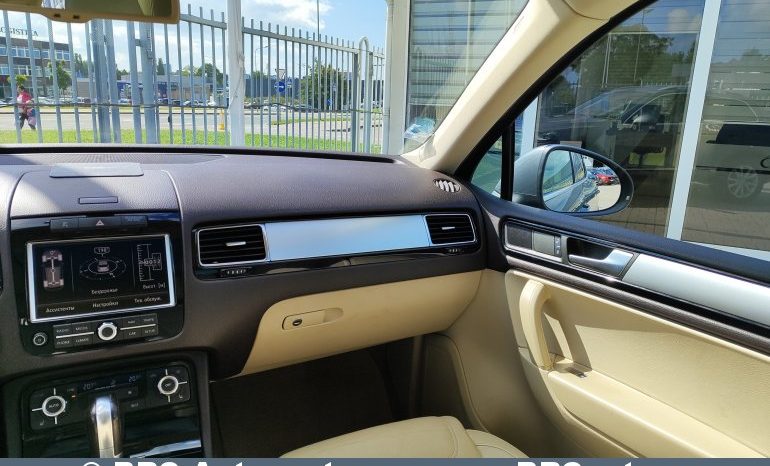 
								Volkswagen Touareg 3.0 TDI V6 4Motion Automatas 2013 full									