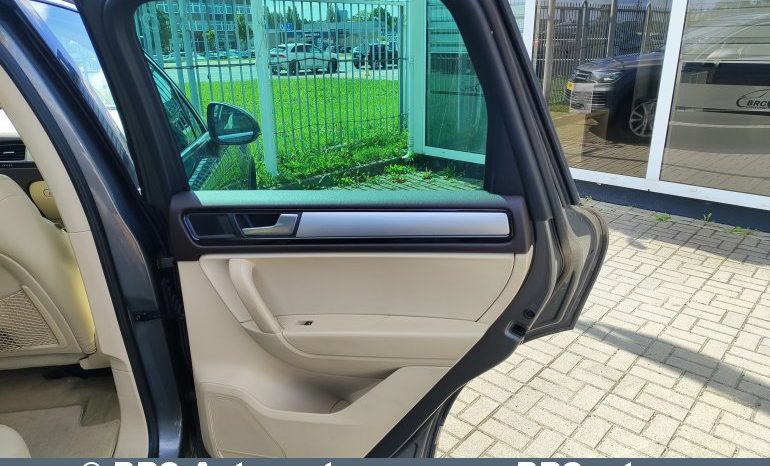 
								Volkswagen Touareg 3.0 TDI V6 4Motion Automatas 2013 full									