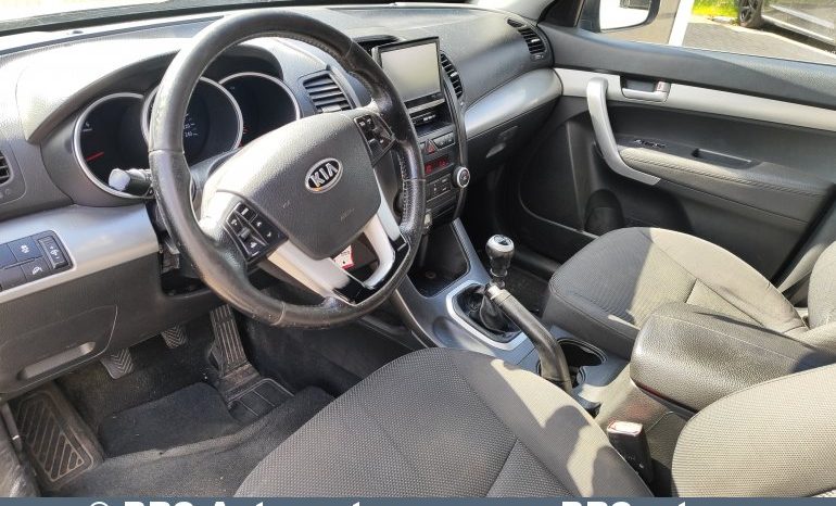 
								Kia Sorento 2.2 CRDi 2010 full									