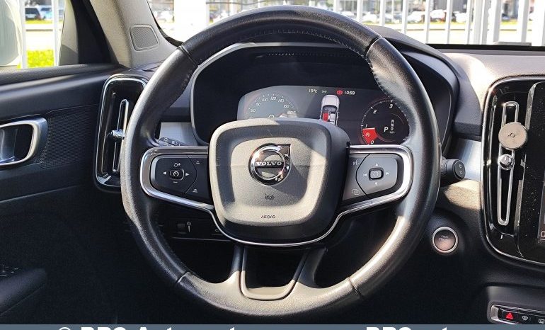 
								Volvo XC 40 D4 AWD 2020 full									