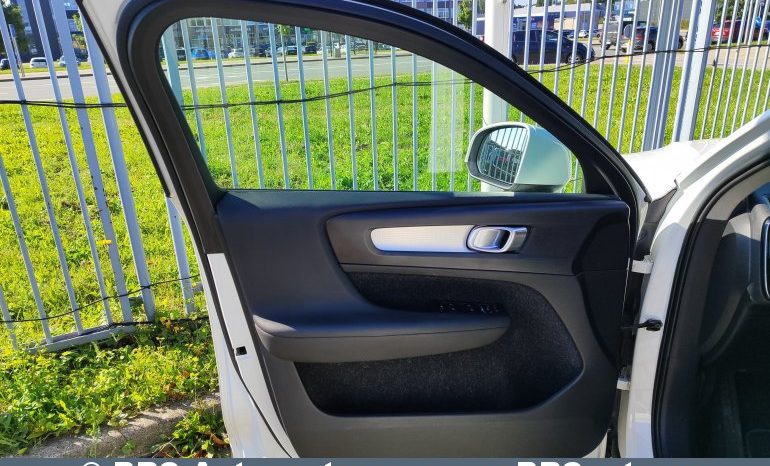 
								Volvo XC 40 D4 AWD 2020 full									