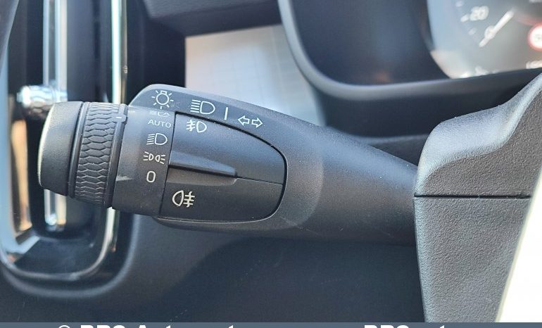 
								Volvo XC 40 D4 AWD 2020 full									