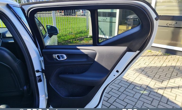 
								Volvo XC 40 D4 AWD 2020 full									