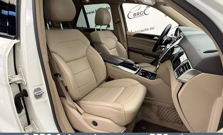 
								Mercedes-Benz ML 350 4MATIC Automatas 2012 full									