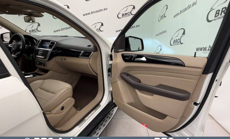 
								Mercedes-Benz ML 350 4MATIC Automatas 2012 full									
