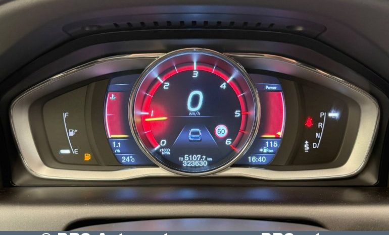 
								Volvo XC 60 2.0 D4 R-Design FWD Automatas 2015 full									