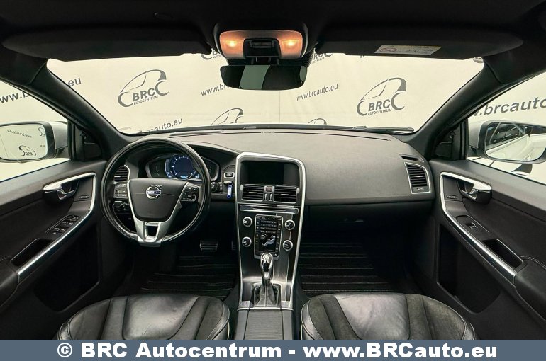 Volvo XC 60 2.0 D4 R-Design FWD Automatas 2015