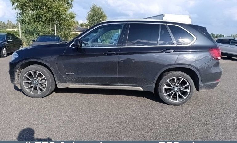 
								BMW X5 xDrive50i Automatas 2015 full									